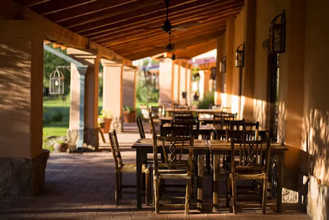 DeAdobe Restaurante de Posada y Bodega La Matilde