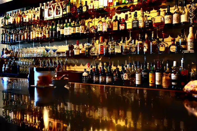 Ｂａｒ・ＴＨＩＲＤＨＯＵＳＥ