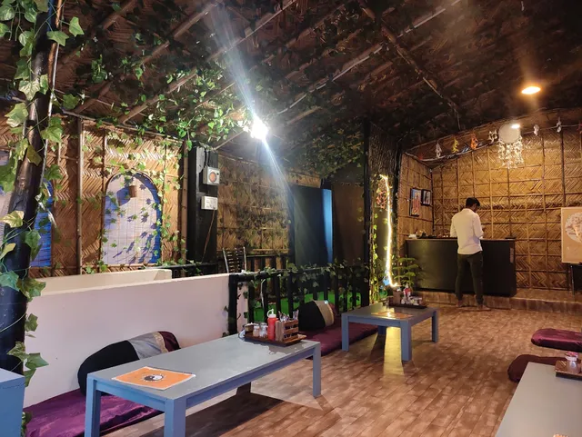 SHIVANI'S Cafe ( Spiritual & healing Cafe)