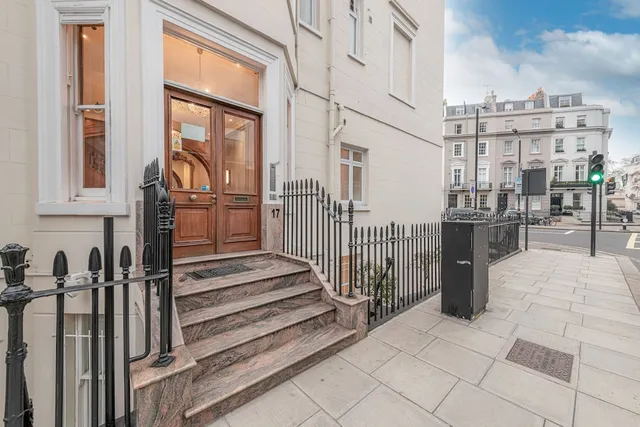 Chesham Court Apartments