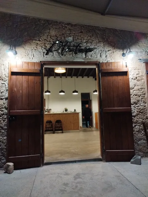 Peach Blossom Asian Fusion Restaurant 🌸