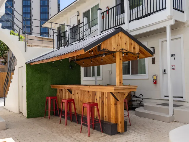 Seaside Women's Hostel