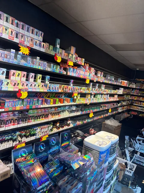 Twisted Headz Smokeshop