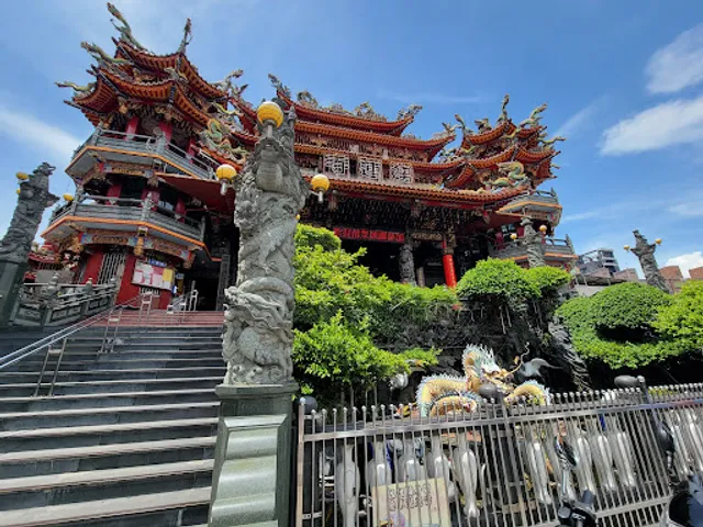 Yonglian Temple