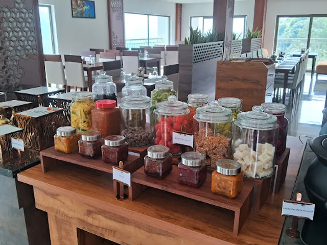 Raymi Multicuisine Restaurant