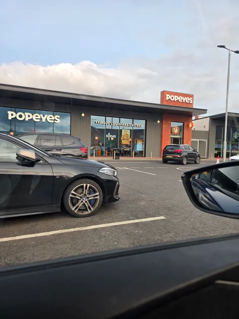 Lesley Forestside Shopping Centre