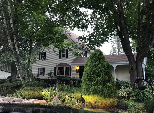 Shaker Farm Bed & Breakfast