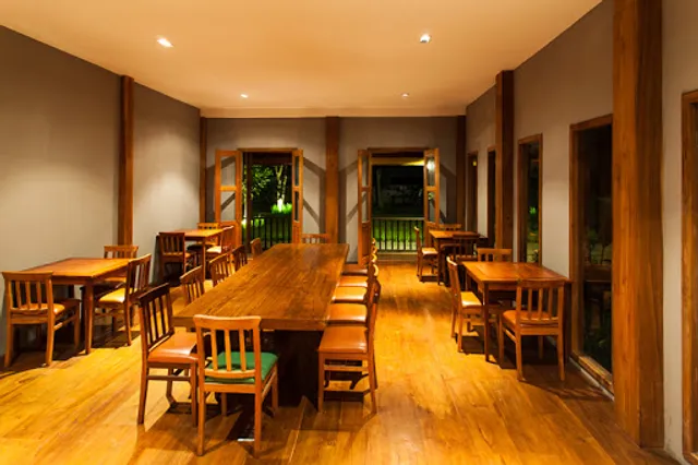 Coriander in Redwood Wine & Steak