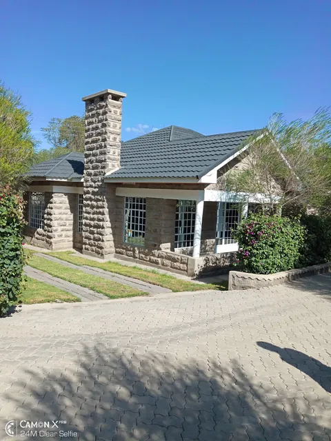 Siksteen Holiday Homes