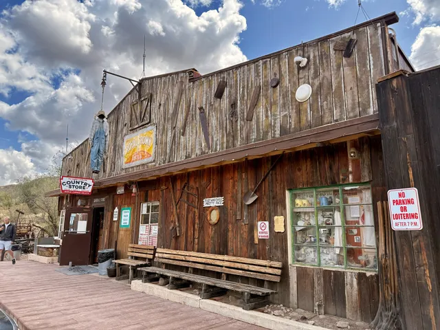 Tortilla Flat Country Store