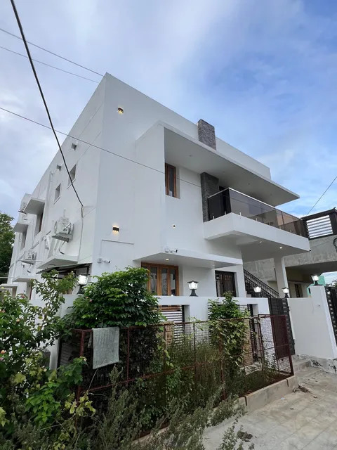 HexaHub HomeStay and Hospitality Services I Near Airport