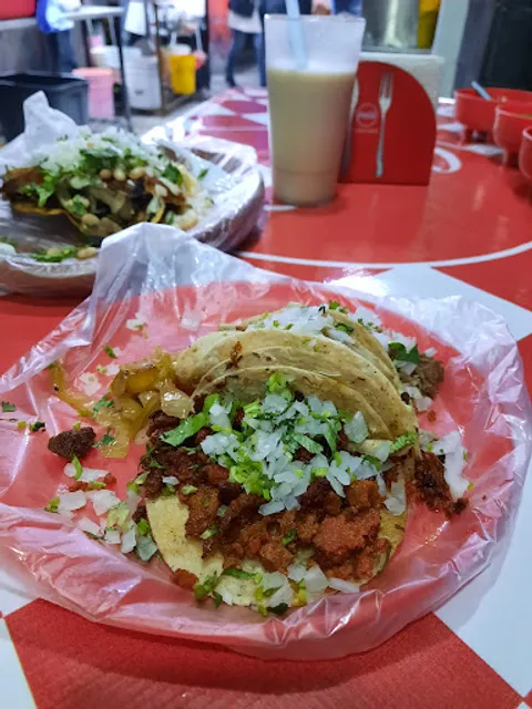Taquería Los Molcajetes
