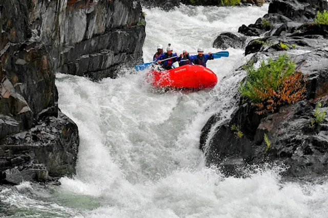 American Whitewater Expeditions