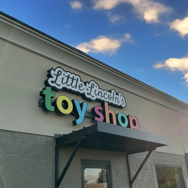 Little Lincoln's Toy Shop