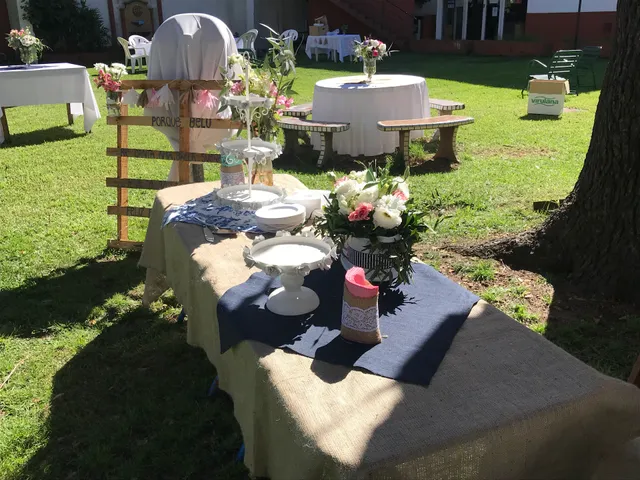 The Flowers Company -Flores a Domicilio CABA y GBA de 07 a 23.30 hs-