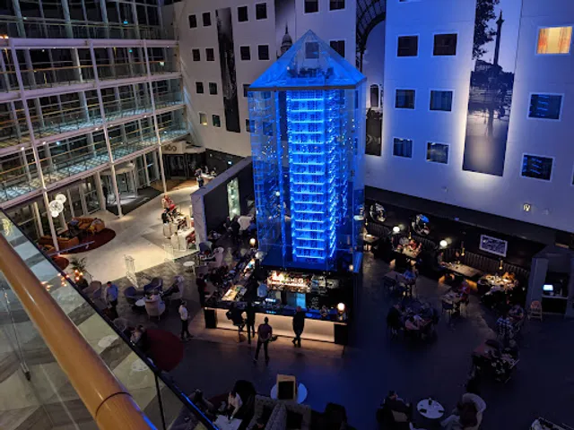 Angels Wine Tower Bar