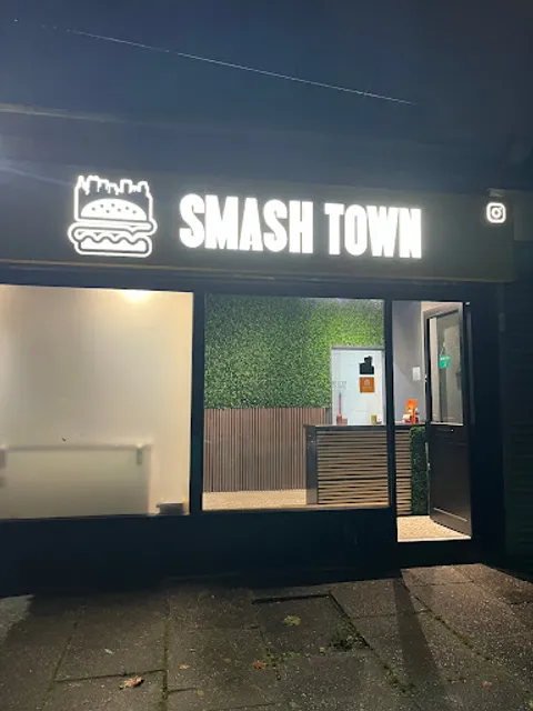 Smash Town