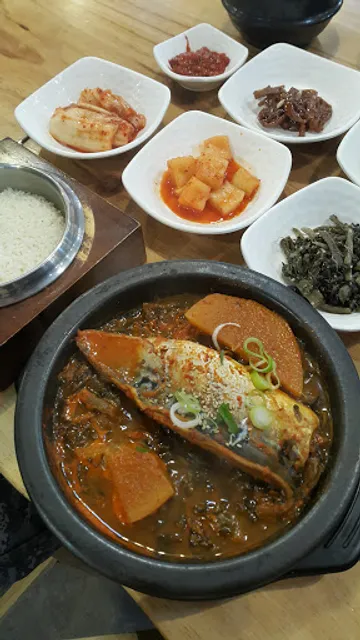 무봉리토종순대국