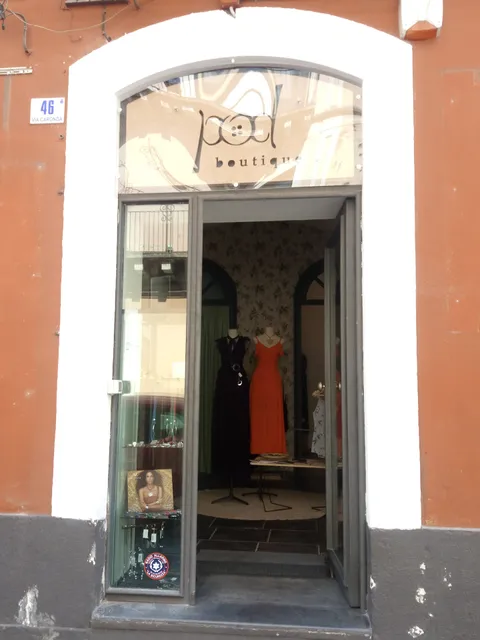 Pod boutique abbigliamento accessori donna Catania