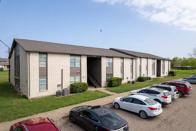 Marlin Manor Apartments