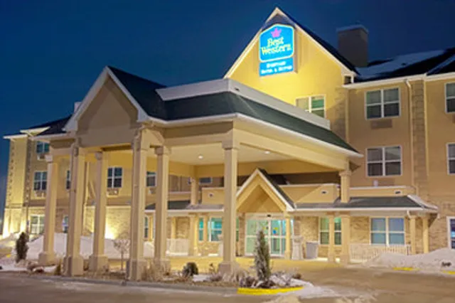 Heritage Hotel and Suites