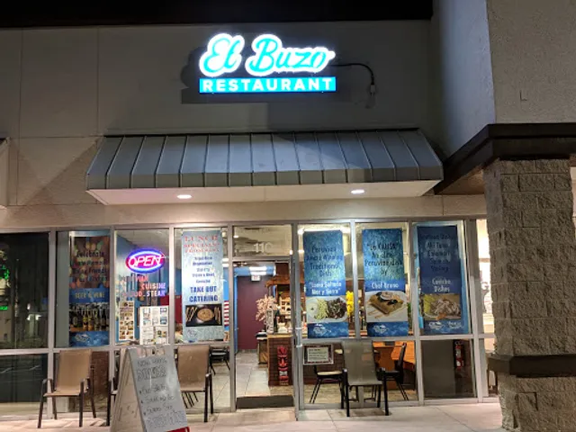 El Buzo Peruvian Cuisine