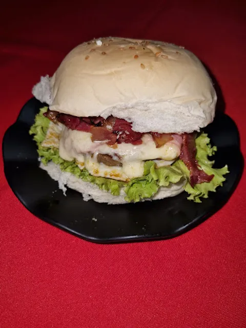 Pioneiro restaurante e lanchonete