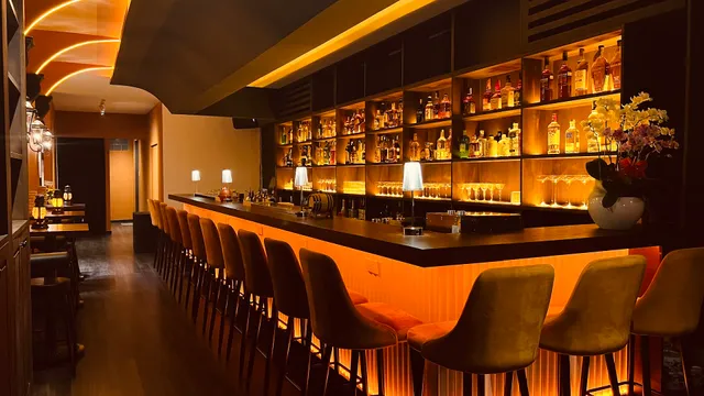 PURE - Fusion & Bespoke