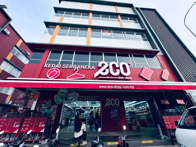 Friday Night Market pasar malam