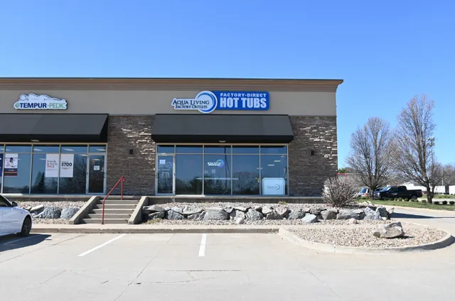 Aqua Living Factory Outlets