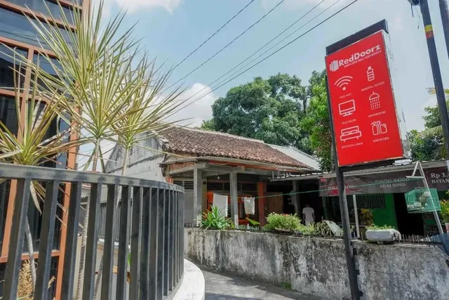 RedDoorz near Lippo Mall Yogyakarta