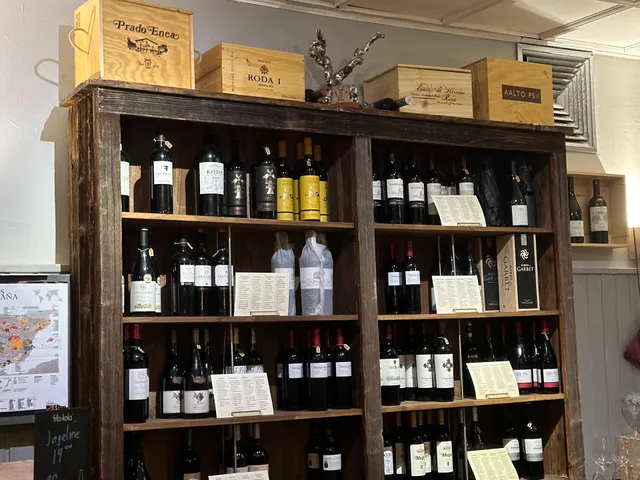 TABERNA DE LA MANCHA * CAFE, TAPAS BAR & RESTAURANT *