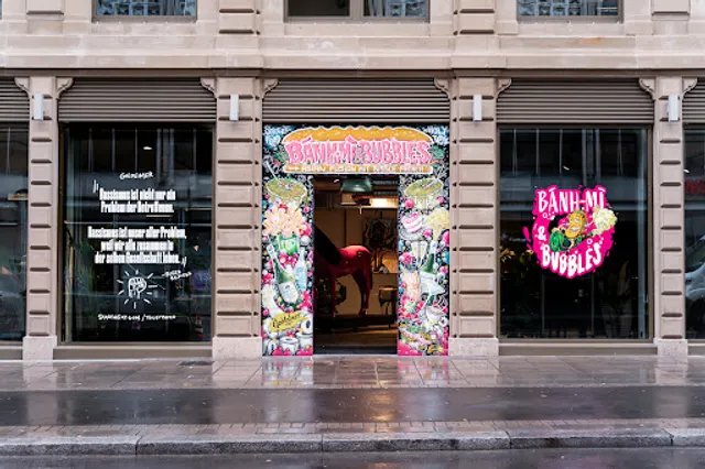 Banh Mi & Bubbles