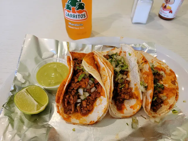 Pupuseria Los Robles