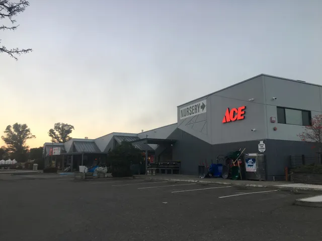 Garrett Ace Hardware - Windsor