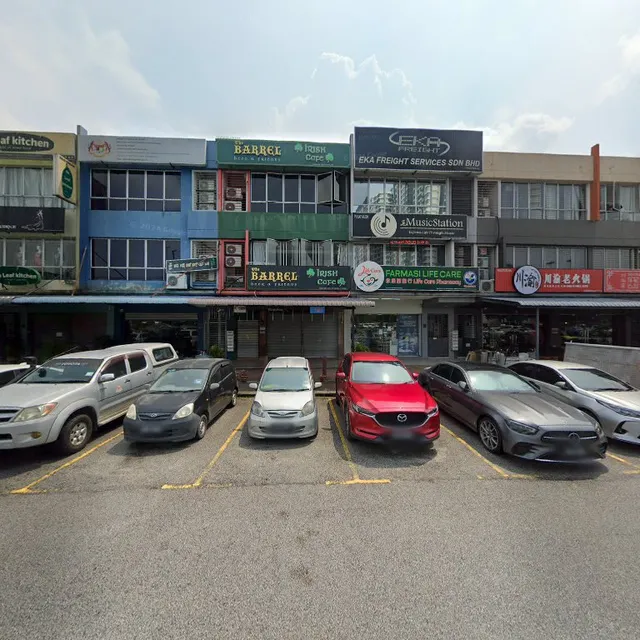 The Barrel Irish Bar & Restaurant