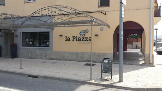 Pizzeria La Piazza