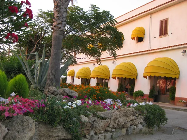 Hotel Ristorante Laura - Costa Paestum