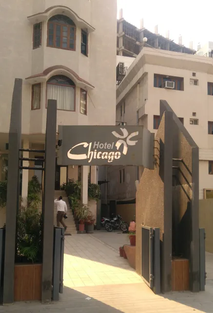 OYO 3806 Hotel Chicago