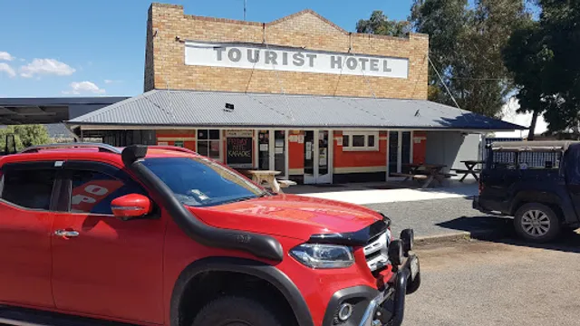 Tourist Hotel