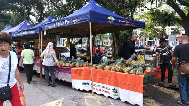 Pasar Tani Seksyen 17