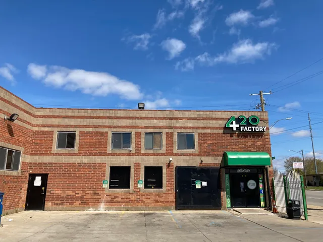 420 Factory - RECREATIONAL CANNABIS WEED/ Marijuana DISPENSARY