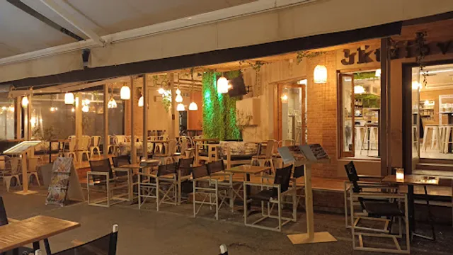 Aktaion Theory restaurant Bar