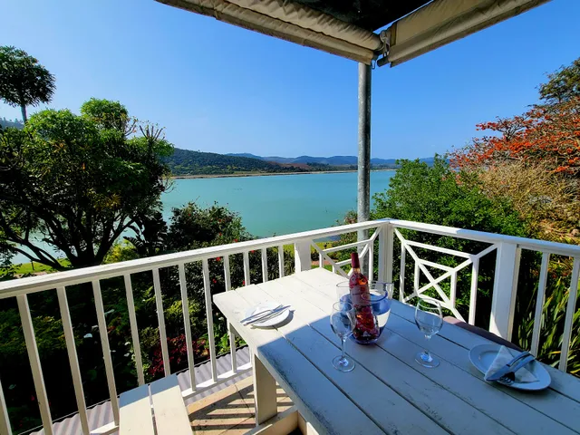 Lake View Restaurant