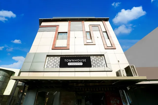 OYO Hotel O Alpine Inn