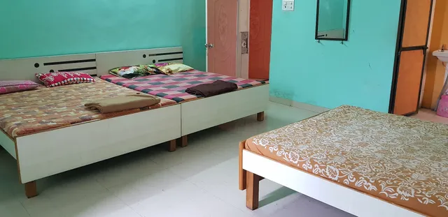 Hotel Sai Shraddha Lodging & Boarding