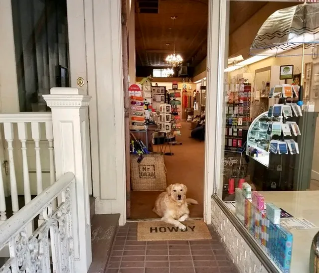 Baker's Fine Gifts & Accessories