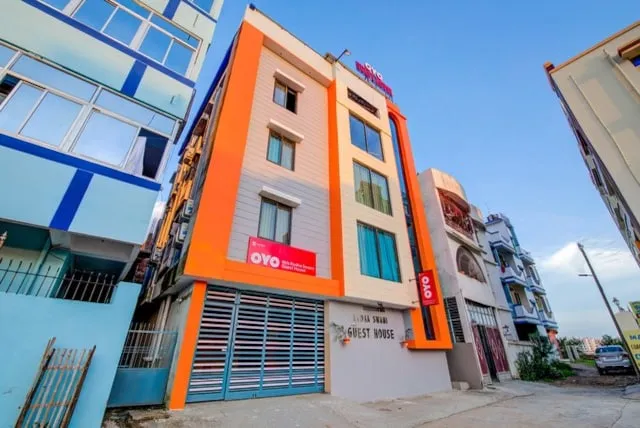 OYO 14798 Radha Swami Guest House