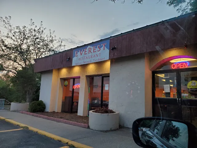 Everest Indian-Nepali Restaurant