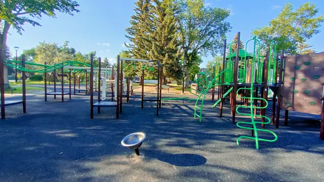 Grovenor Spray Park